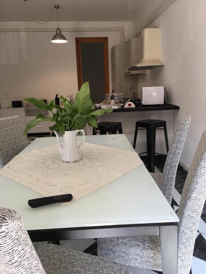 Corso 74 Apartment เวโรนา ภายนอก รูปภาพ